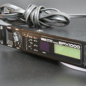 procesador yamaha spx1000